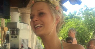 milf green bikini