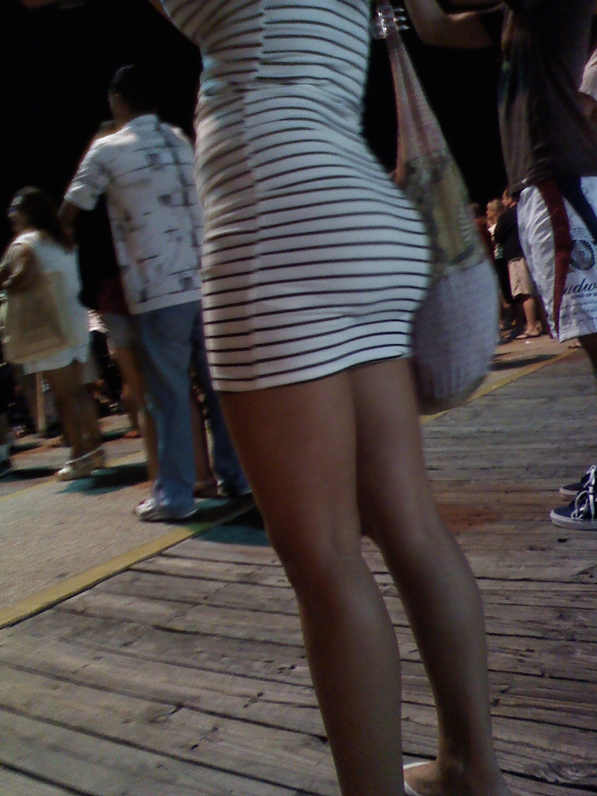 Phat ass girl wearing a tight dress creepshot pics