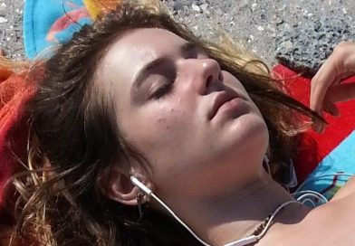 candid beach tits